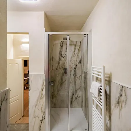 Elegant, Steps From Piazza Della Signoria *