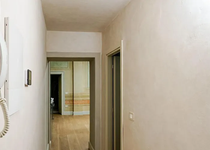 Elegant, Steps From Piazza Della Signoria *